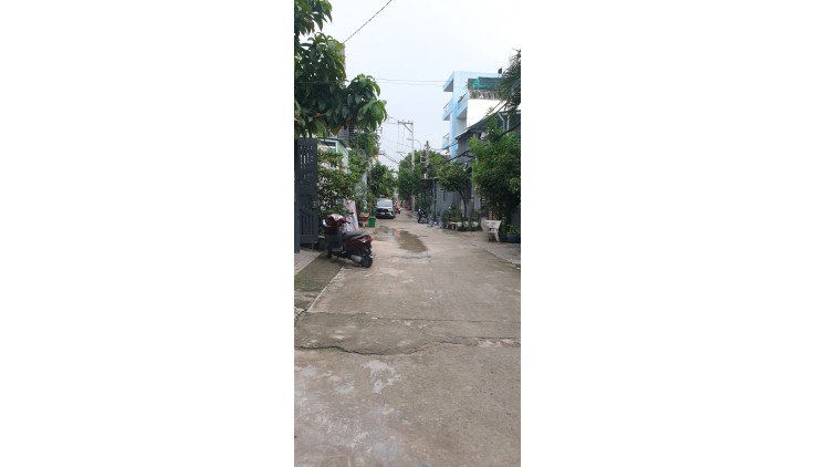 Bán Nhà 4 Tầng Mới Keng Hẻm xe tải 110m2_4*27 Chỉ 8.X tỷ ~70tr.m2 Gần Phạm Văn Đồng Hiệp Bình Chánh Thủ Đức
